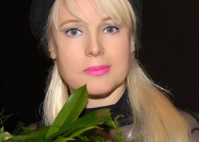 Elena Kondulainen nude